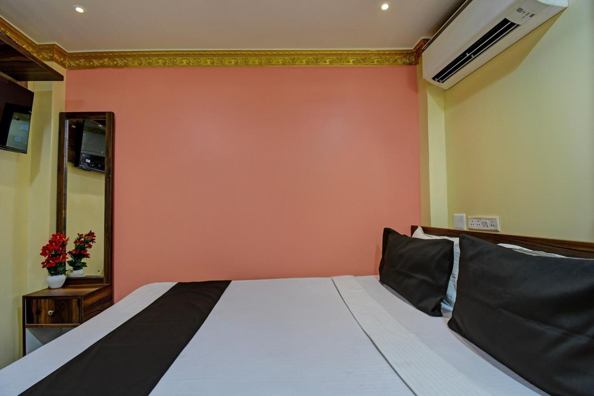 Hotel O Star View Kalkuta Zewnętrze zdjęcie